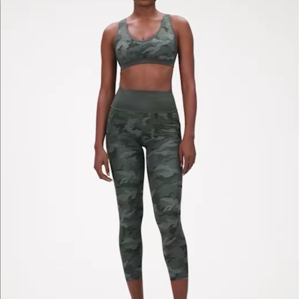 GapFit High Rise Leggings Sculpt Revolution Cami